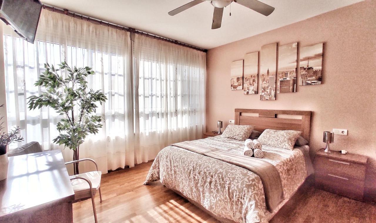 Apartamento Con Wifi En Casco Historico Betanzos Extérieur photo